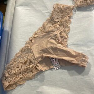Lace Trim Nude Intimates